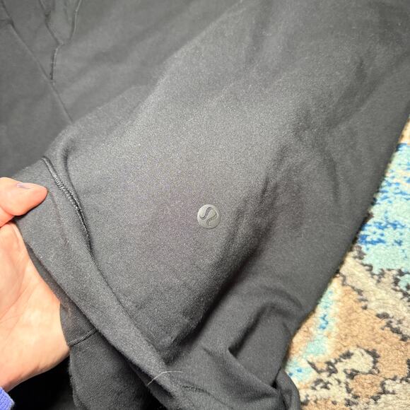 Lululemon Coast Easy Wrap 8 - Picture 2 of 5